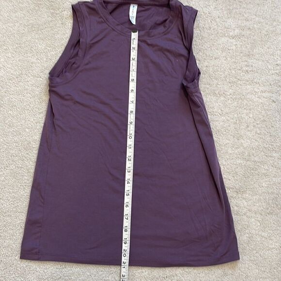 Athleta XS women’s tank top in mauve. - Picture 4 of 5